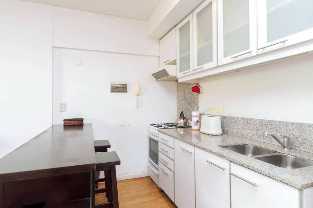 Relaxing One Bedroom In The Heart Of Recoleta * Buenos Aires
